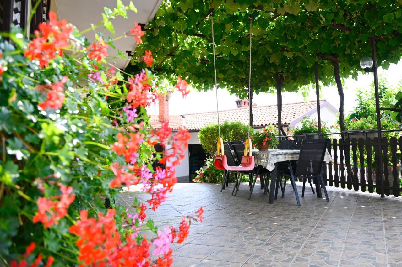 Apartma Cuk Dutovlje Extérieur photo